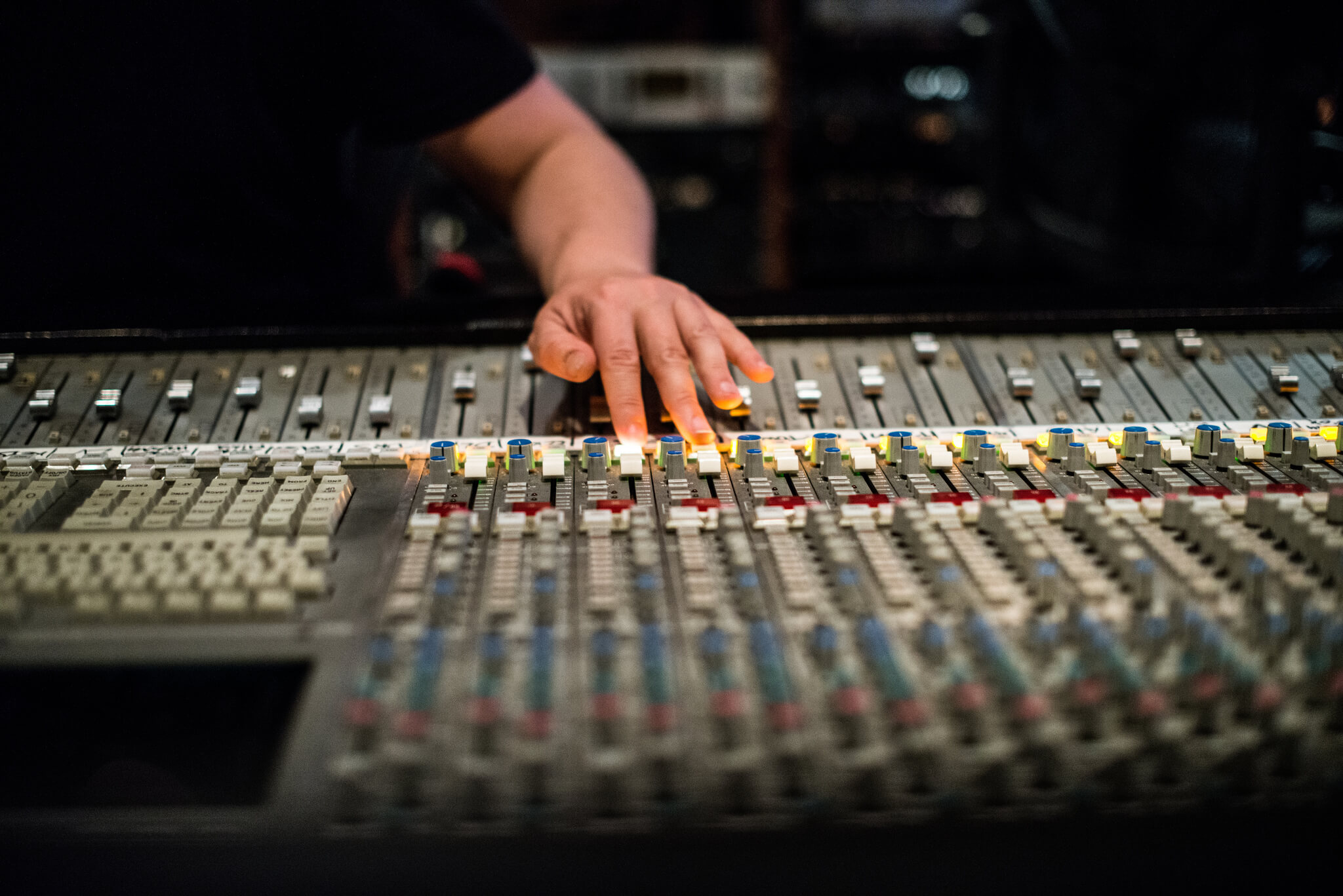 mixing music, console, hand